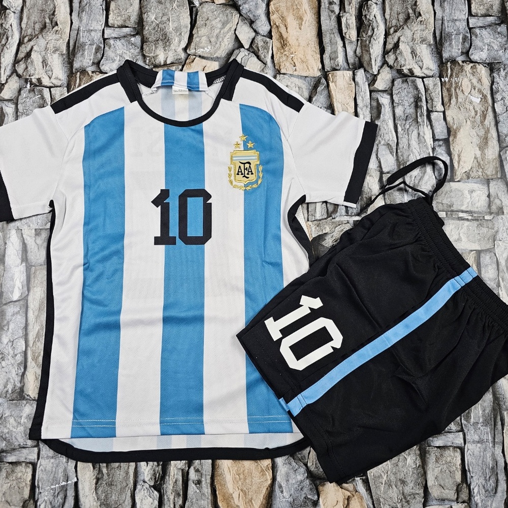 Argentina Kids Soccer Jersey Kit Youth/Argentina  jersey/ Jersey and Sho…